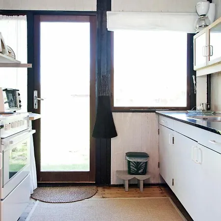 Two-bedroom Holiday In Gorlev 5 *